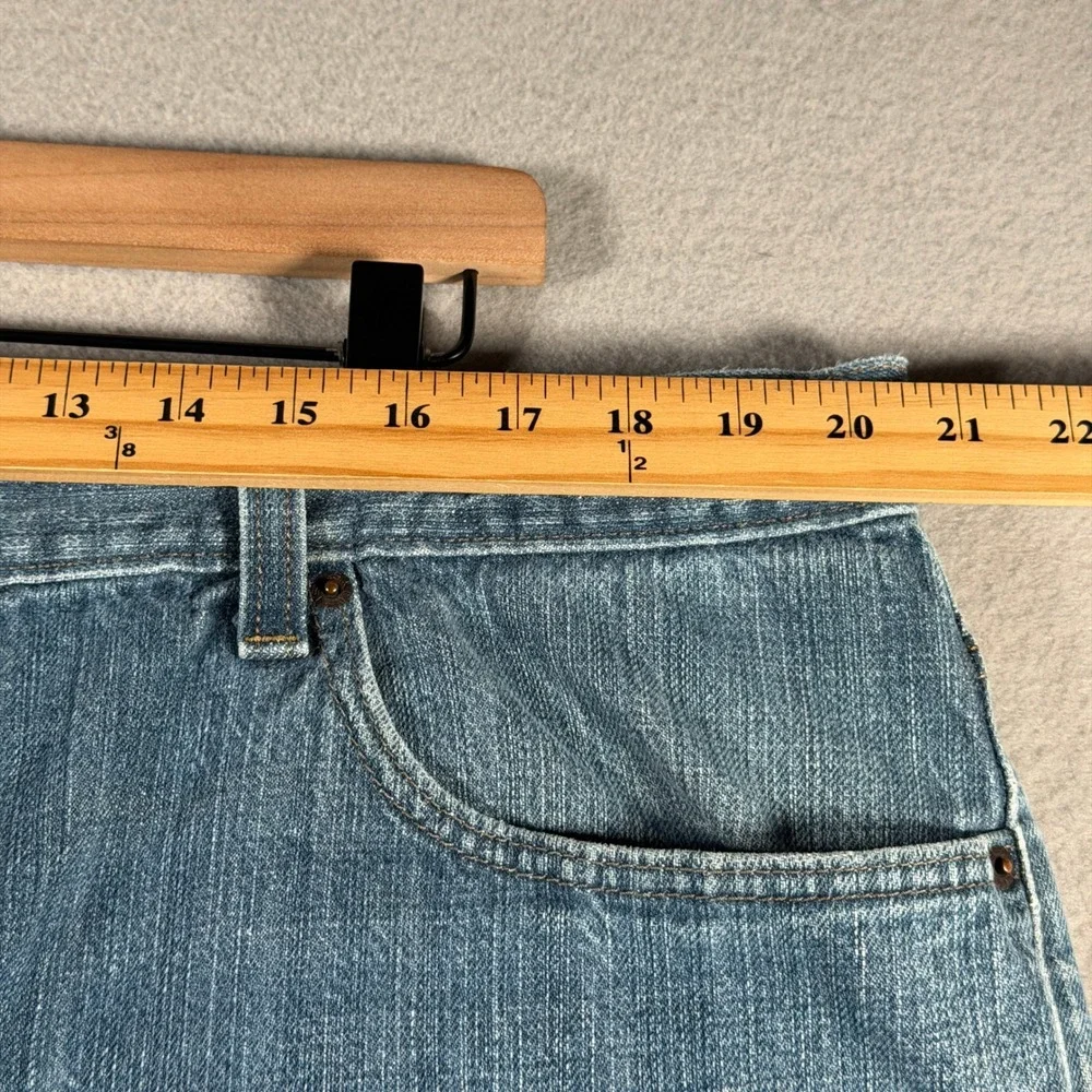 Levis 569 Loose Straight Jeans Mens 42x32 Light Wash Blue Denim 005692450